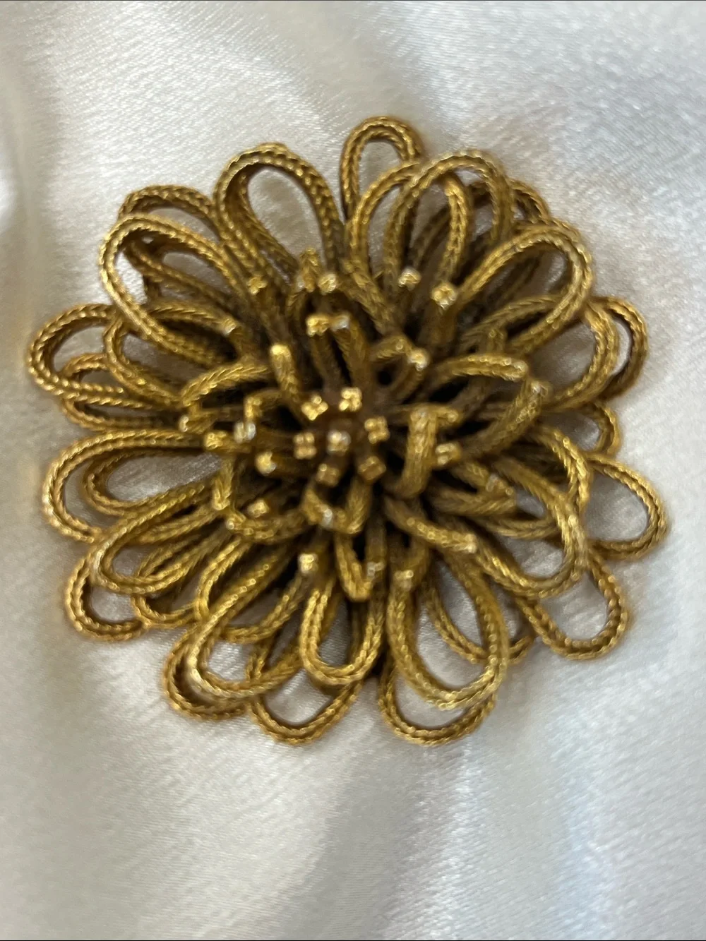 Mid century Floral Gold tone 3D Brooch Pin - Marked Capri